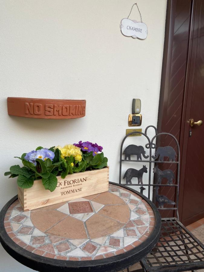 B&B Del Lago Испра Екстериор снимка