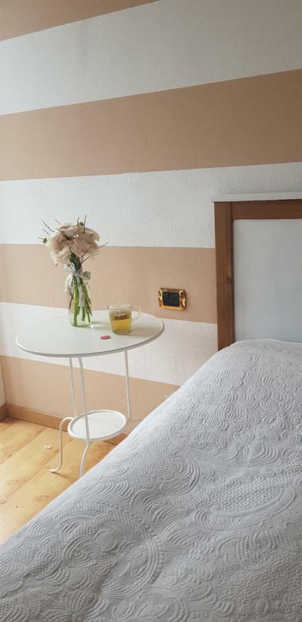 B&B Del Lago Испра Екстериор снимка